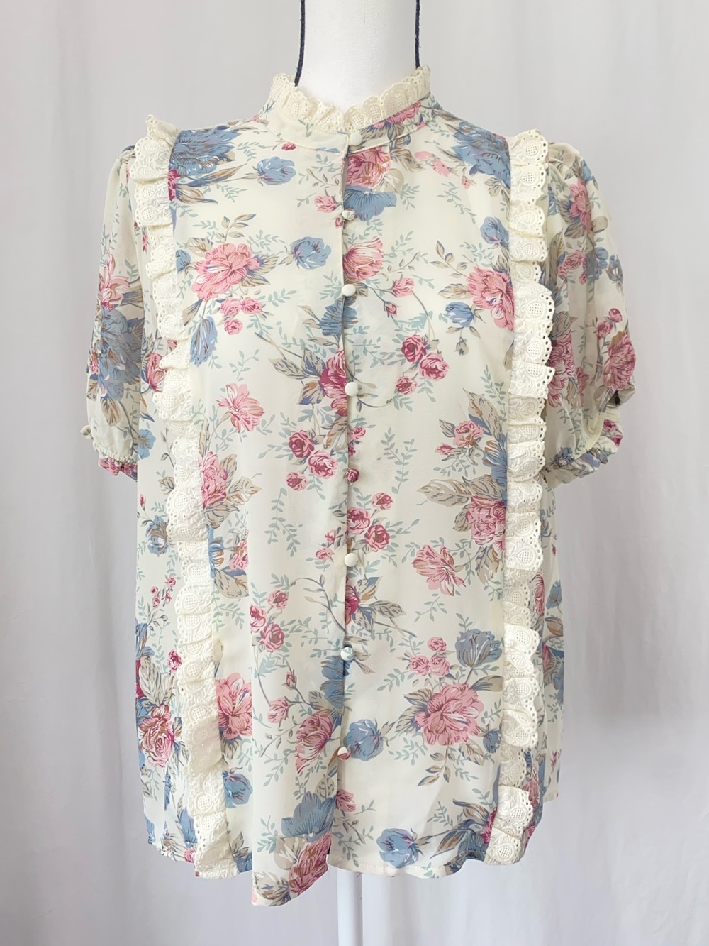 Sweet Rain Floral High Neck Ruffle Lace-Cream Blouse Cottagecore Victorian Large